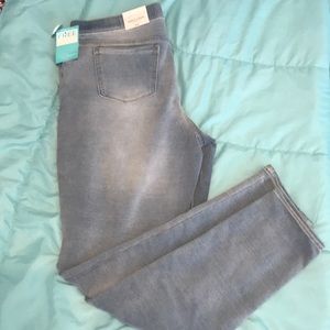 Girls Plus Light Wash jeggings